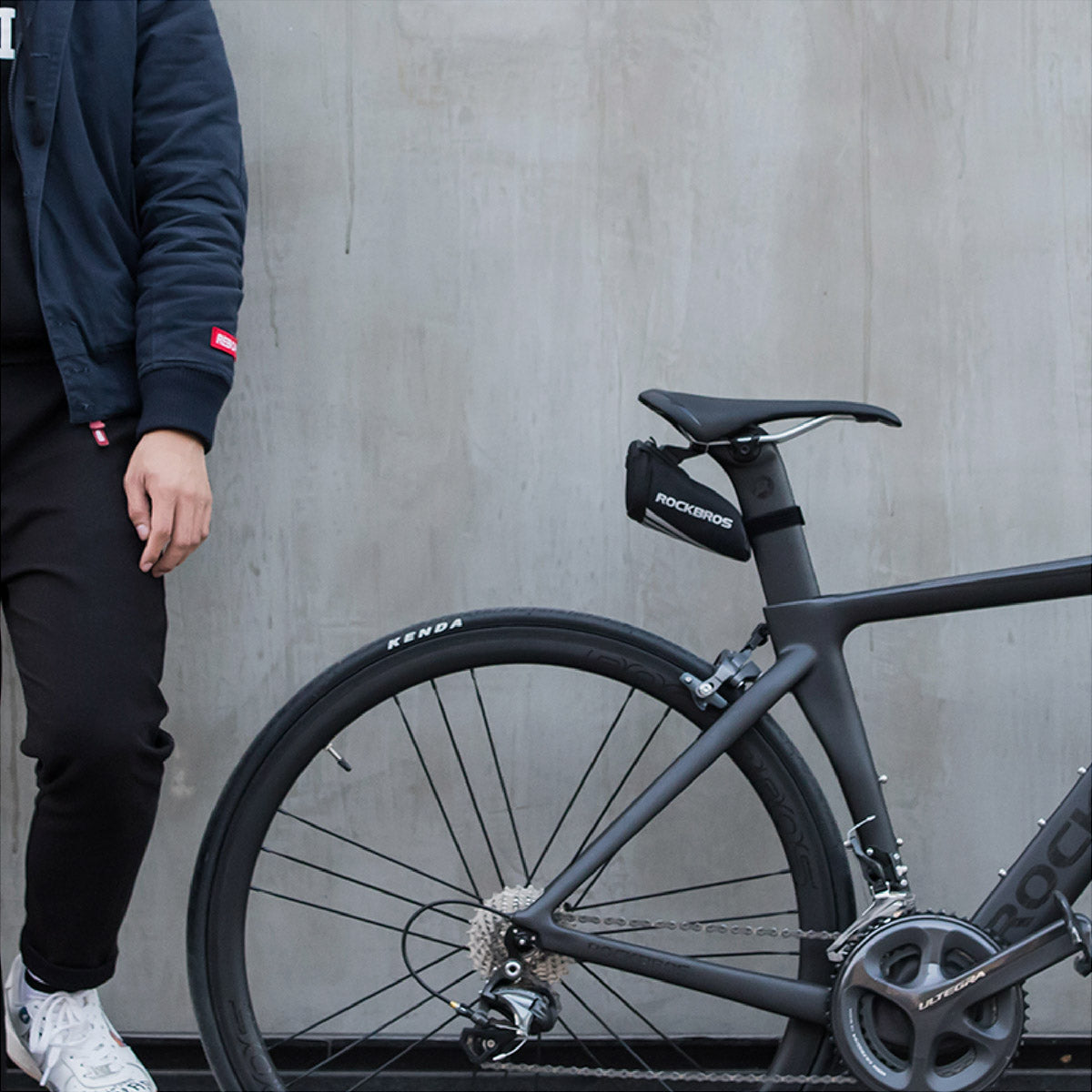 ROCKBROS Fahrradsatteltasche 1L Nylon Reflektierend mit Rücklicht-Halterung