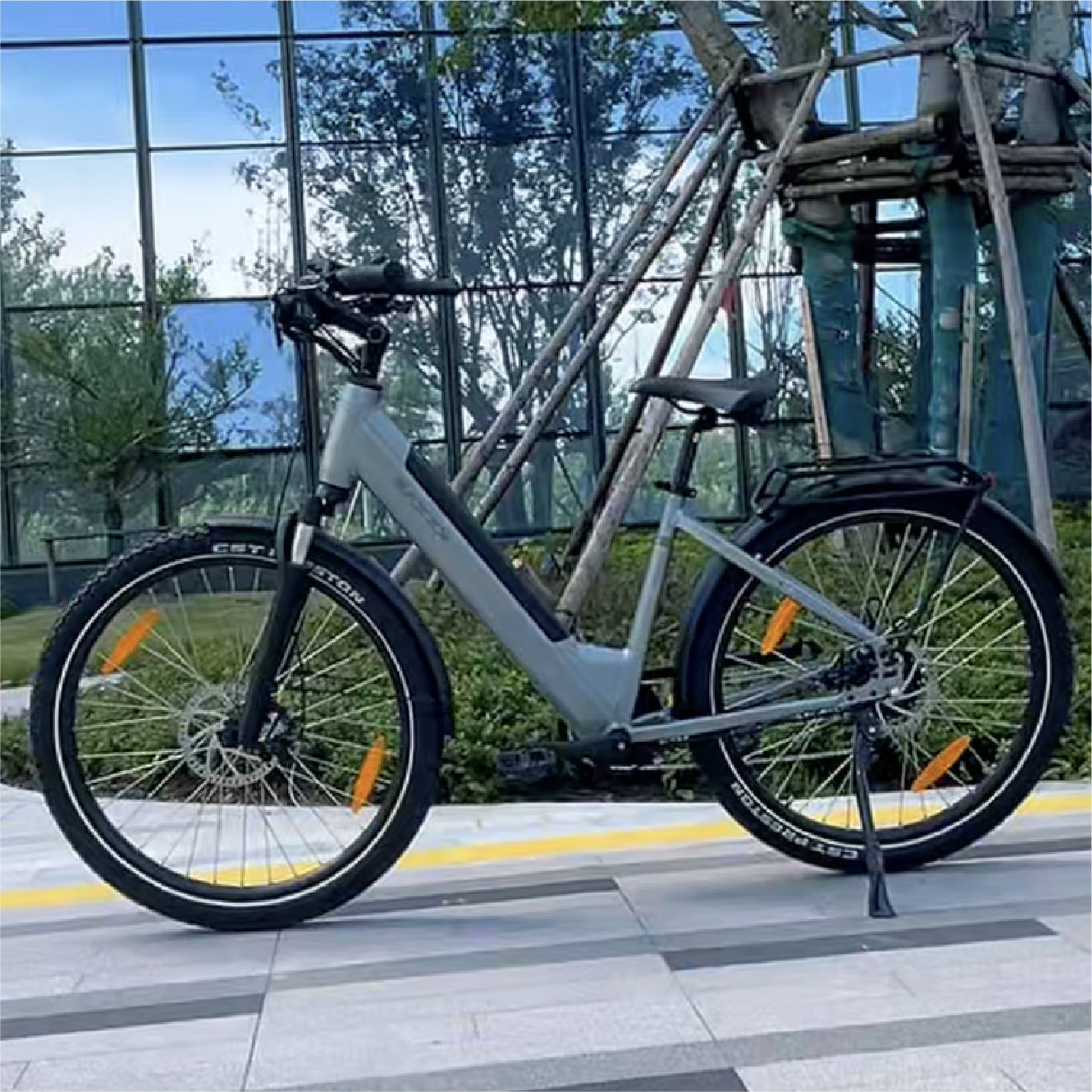 SAXXX E-bike Comfort SUV Easy, SUV Elektrofahrrad mit 468Wh Akku, max. 90km