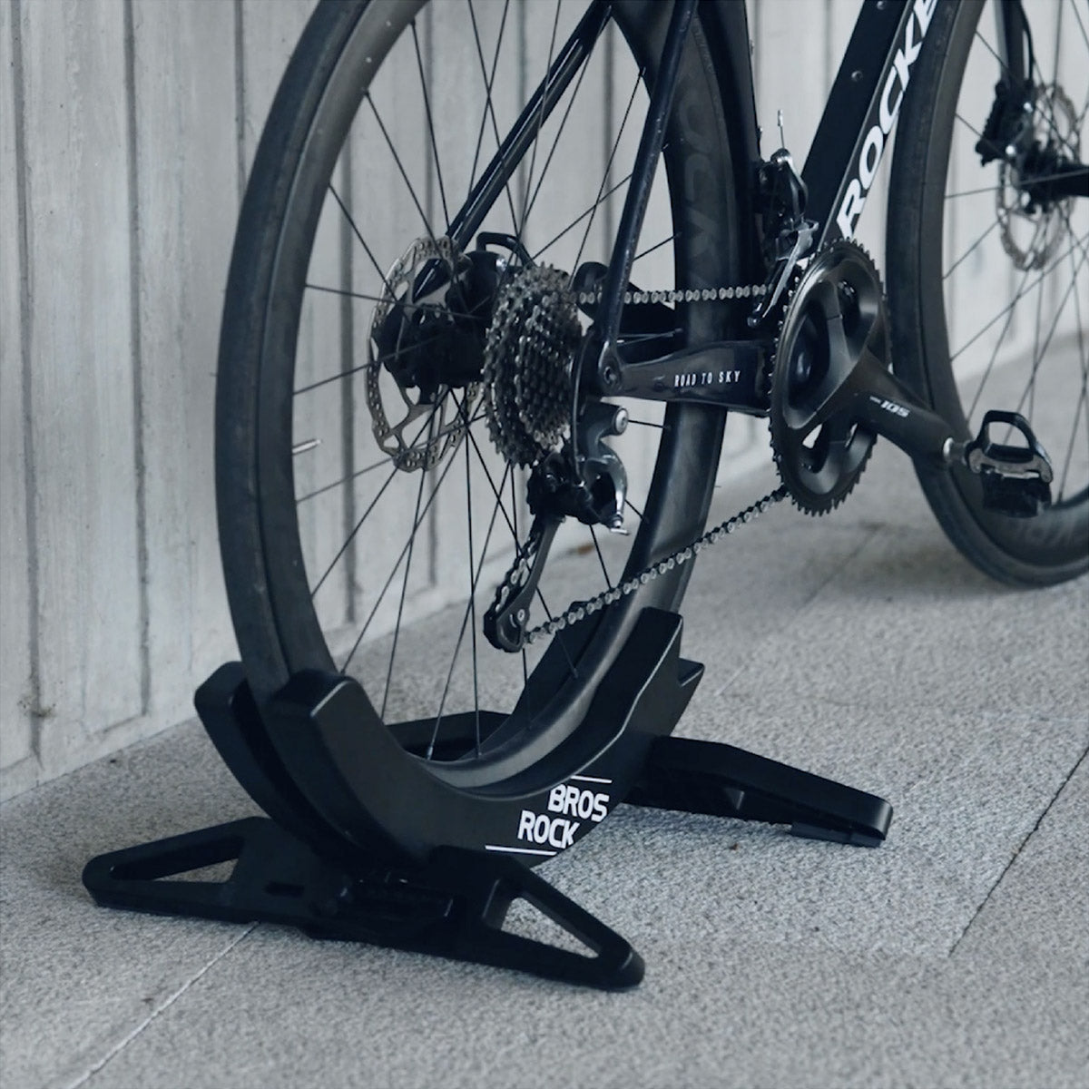fahrradständer emil ROCKBROS Verstellbarer Indoor – Rennrad & MTB Abstellständer Category:E Bike Compact_26 kg Kopfumfang:S (49 - 53 cm) Stoffbox Stoffbox bunt B/H/T: