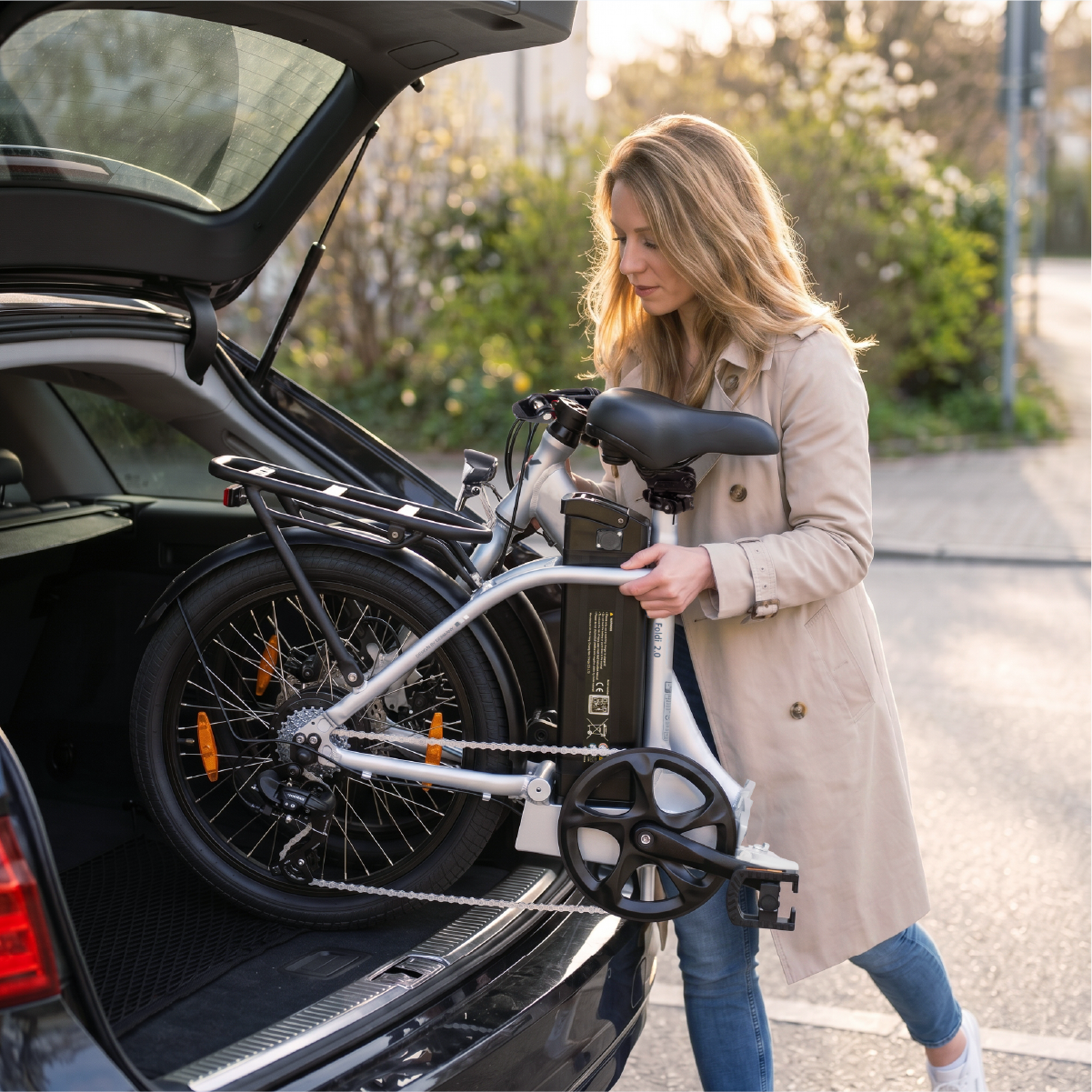 klapprad im kofferraum SAXXX Foldi 2.0 Klapprad E-Bike & E-Faltrad