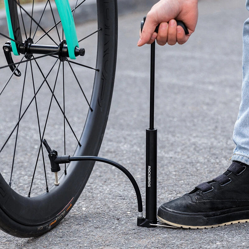 ROCKBROS E-Bike Luftpumpe Mini 120 PSI Hochdruck für Sclaverand- & Autoventil